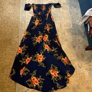 Altair’d state floral maxi dress size small